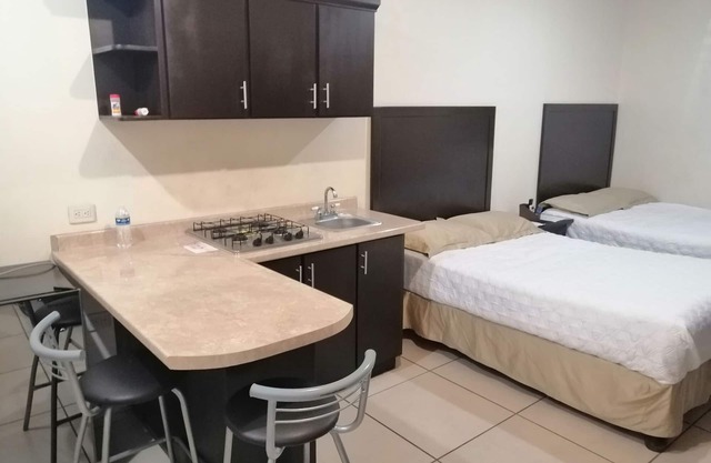 Hgen Room & Suites