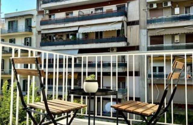 Hh | Family Suite w/Balcony
