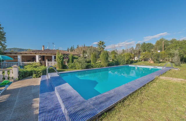 Hibiscus - Three Bedroom Villa, Sleeps 4