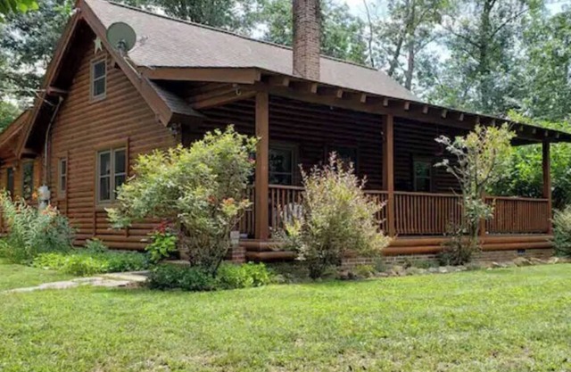 Hickory Hill Hideaway