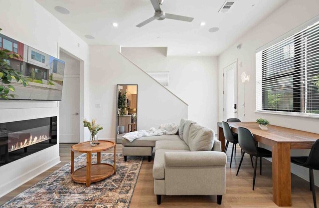 Hidden Luxury Oasis in Downtown Dallas w/Parking