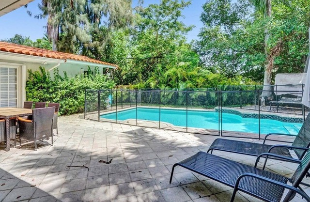 Hidden Miami Gem w/ Pool, BBQ & Minutes to Beach!