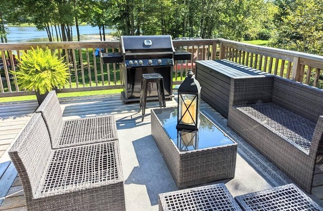 High-End 4 Bedroom Cottage - Pets ★★★★★