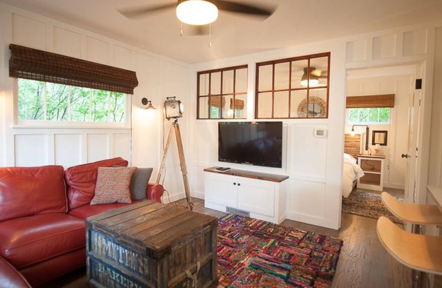 High End Cottage in Downtown Bozeman- 30 days +bookings