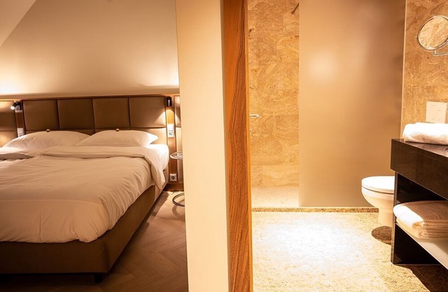 High quality furnished apartments - free wifi and air conditioning at Schönbrunn