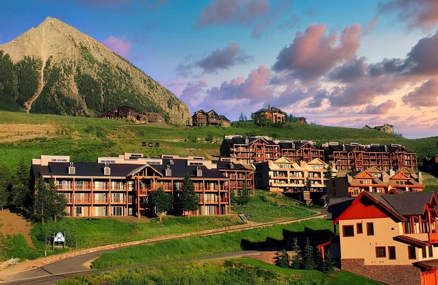 Highest Condo in CB with Stunning Views from Porch