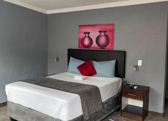 HiLands Peak B&B