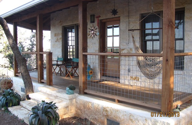 Hill Country getaway - Next to Hamilton Pool