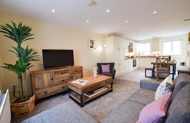 Hillyard Mews