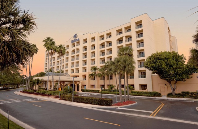 Hilton Boca Raton Suites