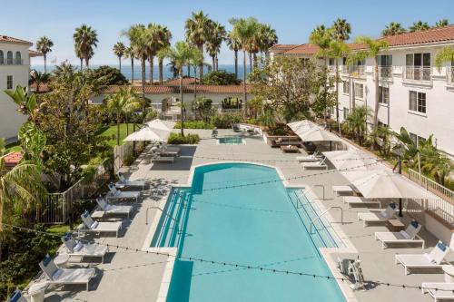 Hilton Garden Inn Beach 