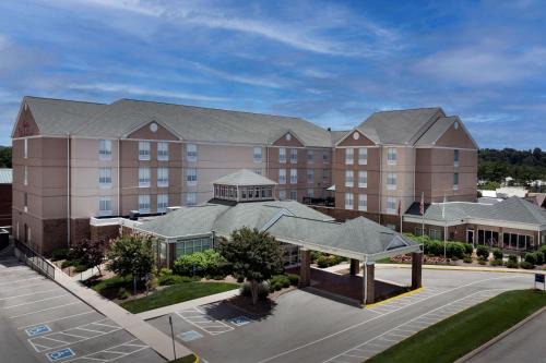 Hilton Garden Inn Knoxville Bluff 
