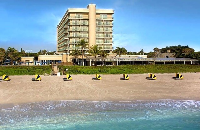Hilton Singer Island Oceanfront/Palm Beaches Resort