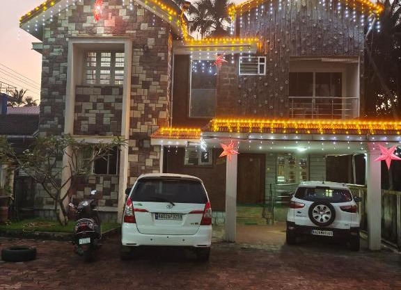 His Grace Holiday Home - Nr to Malpe Beach
