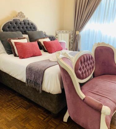His Oath Guesthouse
