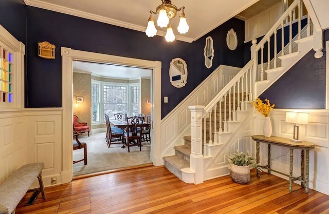 🎩Historic Mansion & Carriage House, Manitou Springs Main St, sleeps 20 adults+ Kids 🛏️