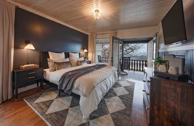 Historic Riverview Inn | One