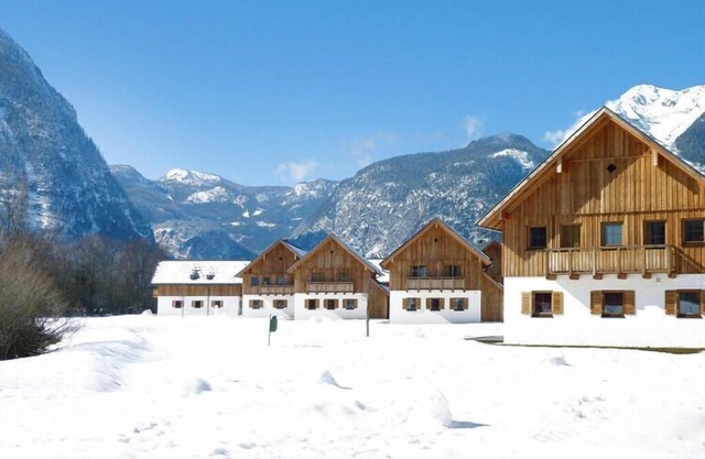 Holiday resort Obertraun, Obertraun am Hallstättersee-Chalet Traunsee-Chalet Traunsee in Obertraun am Hallstättersee