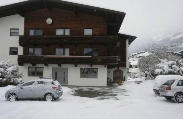 Holiday apartment Hart im Zillertal for 2 - 5 persons with 3 bedrooms - Holiday apartment in one or