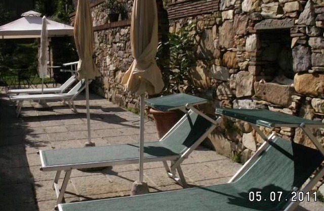 Holiday apartment Colle di Compito for 2 - 6 persons with 2 bedrooms - Twin house