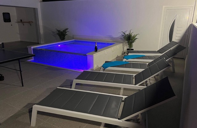 Holiday apartment Kaštel Sućurac for 1 - 9 persons with 3 bedrooms - Holiday house