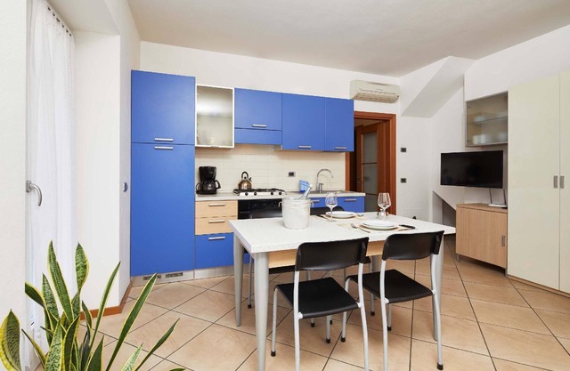 Holiday apartment Riva del Garda for 1 - 5 persons with 2 bedrooms - Holiday apartment in one or mul