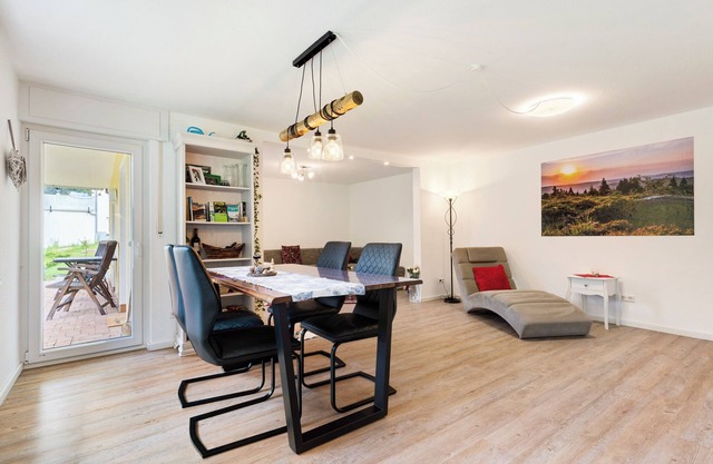 Holiday Apartment at Vogelhaus with Mountain View, Private Terrace and Wi-Fi