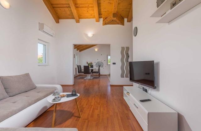 Holiday apartment Brtonigla for 1 - 6 persons with 2 bedrooms - Row house