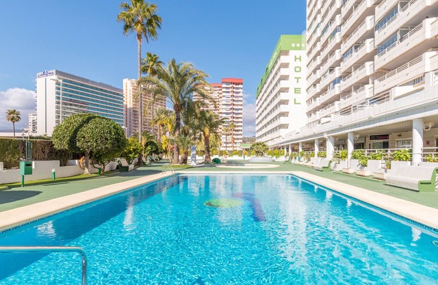 Holiday Apartment Esmeralda 212C with communal pool & Wi-Fi