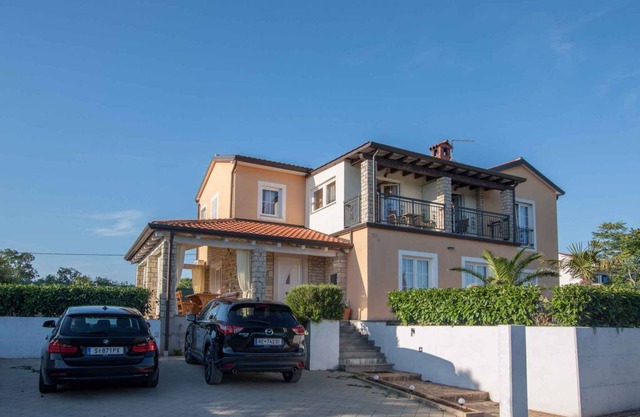 Holiday apartment Apartment with pool