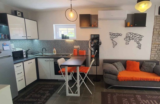 Holiday apartment with a view, whirlpool and infrasauna