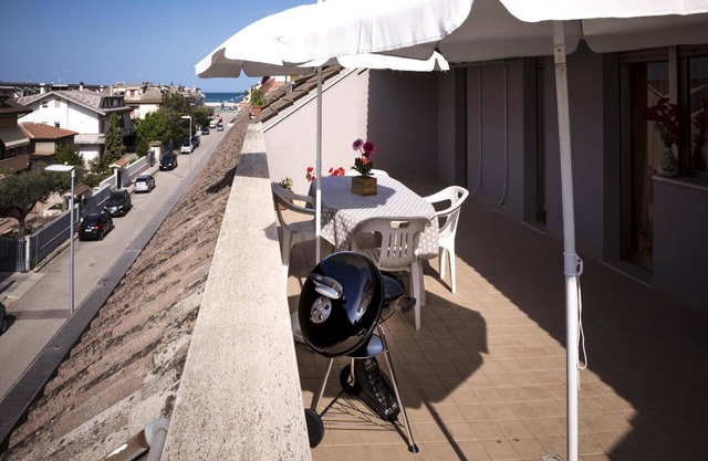 Holiday apartment Martinsicuro for 1 - 4 persons with 2 bedrooms - Holiday apartment in one or multi