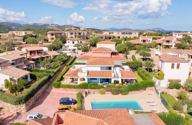 Holiday apartment mit Pool