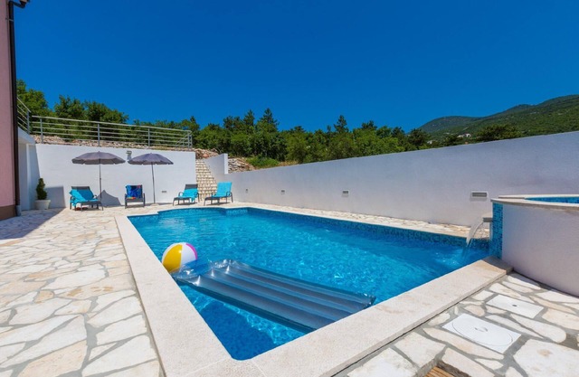 Holiday apartment Klenovica for 2 - 5 persons with 2 bedrooms - Holiday apartment