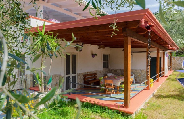 Holiday apartment Mattinata for 1 - 5 persons with 2 bedrooms - Row house