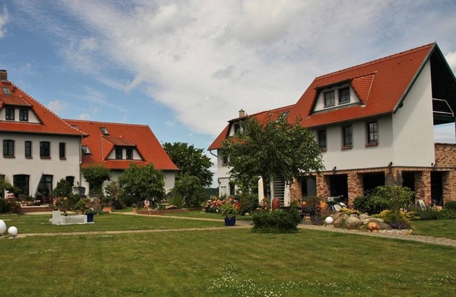 Holiday Liepe Persons Bedrooms 