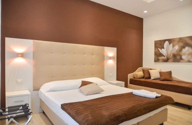 Holiday apartment Rome for 1 - 5 persons with 2 bedrooms - Holiday apartment in one or multi-family