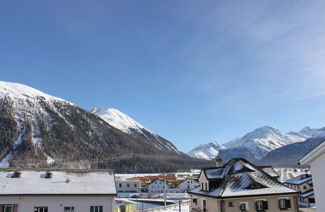 Holiday apartment Samedan for 1 - 6 persons with 3 bedrooms - Holiday apartment