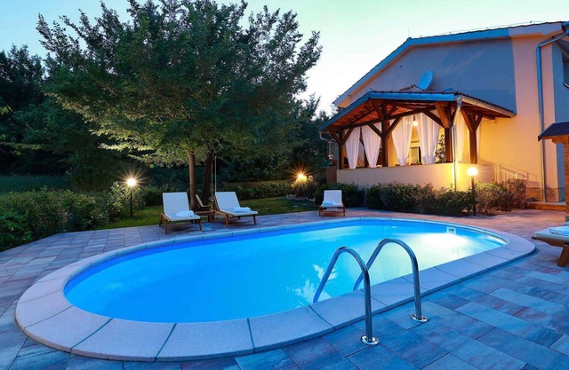 Holiday apartment with air conditioning, Internet and Grill