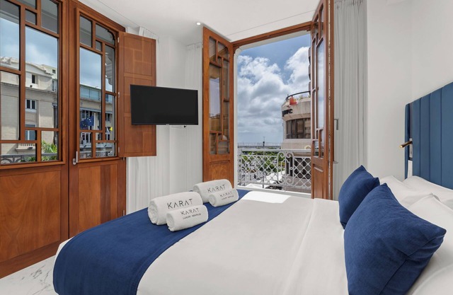 Holiday Apartment '2.1 Two-Bedroom Apartment' with Sea View and Air Conditioning