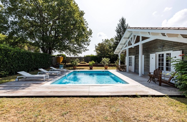 Holiday Home 'La Maison Des Voyages' with Private Pool, Private Terrace and Wi-Fi