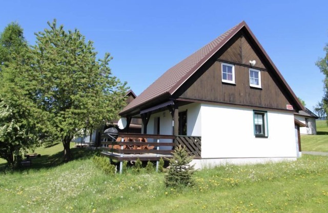Holiday Hill Černý 
