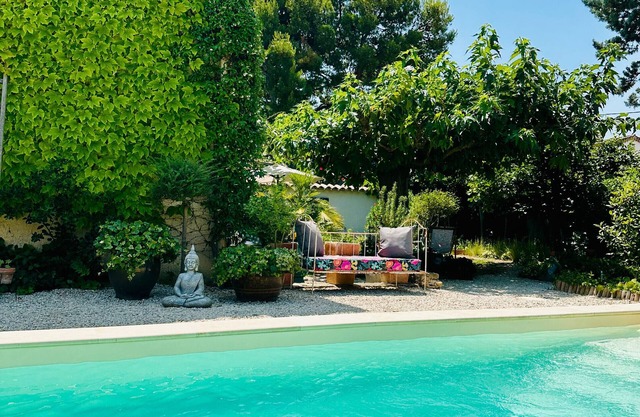 Holiday Home 'Jardin' with Shared Pool, Private Terrace and Wi-Fi