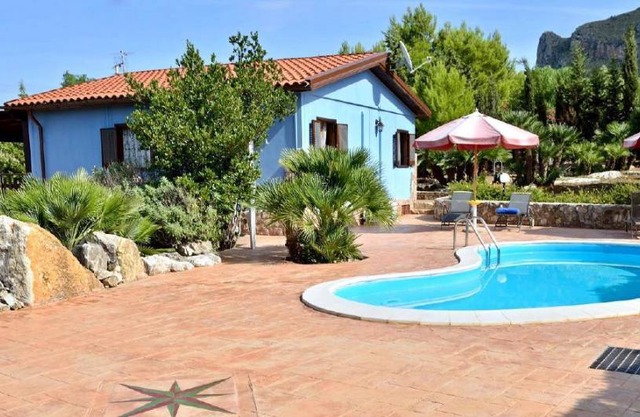 Holiday house Castellammare del Golfo for 1 - 4 persons with 2 bedrooms - Holiday home