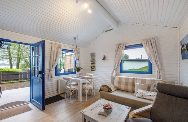 Holiday Home 'Am Seeufer' with Lake View, Private Terrace and Private Garden