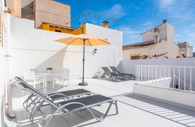 Holiday Home Ca Na Bel with Sea View, Wi-Fi, A/C, Terrace & Balcony