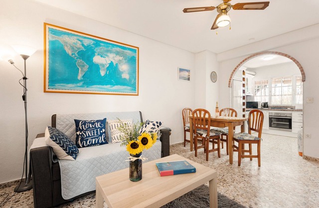 Holiday Home 'Coral Beach' with Sea Views, Wi-Fi and Air Conditioning