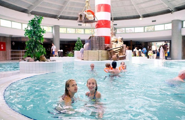 Holiday Home EuroParcs Resort Zilverstrand-9