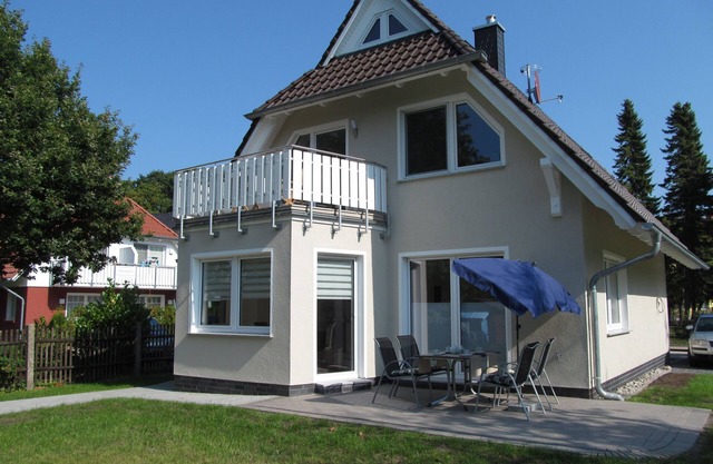 Holiday home for 4 guests with 90m² in Zingst (68896)