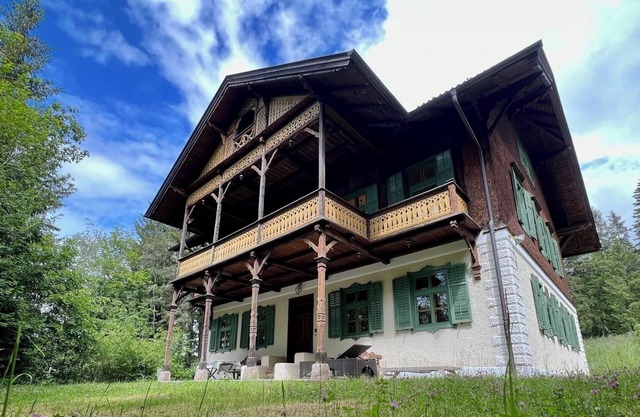 Holiday Home 'Haus Tanegg' with Mountain View, Private Balcony and Wi-Fi